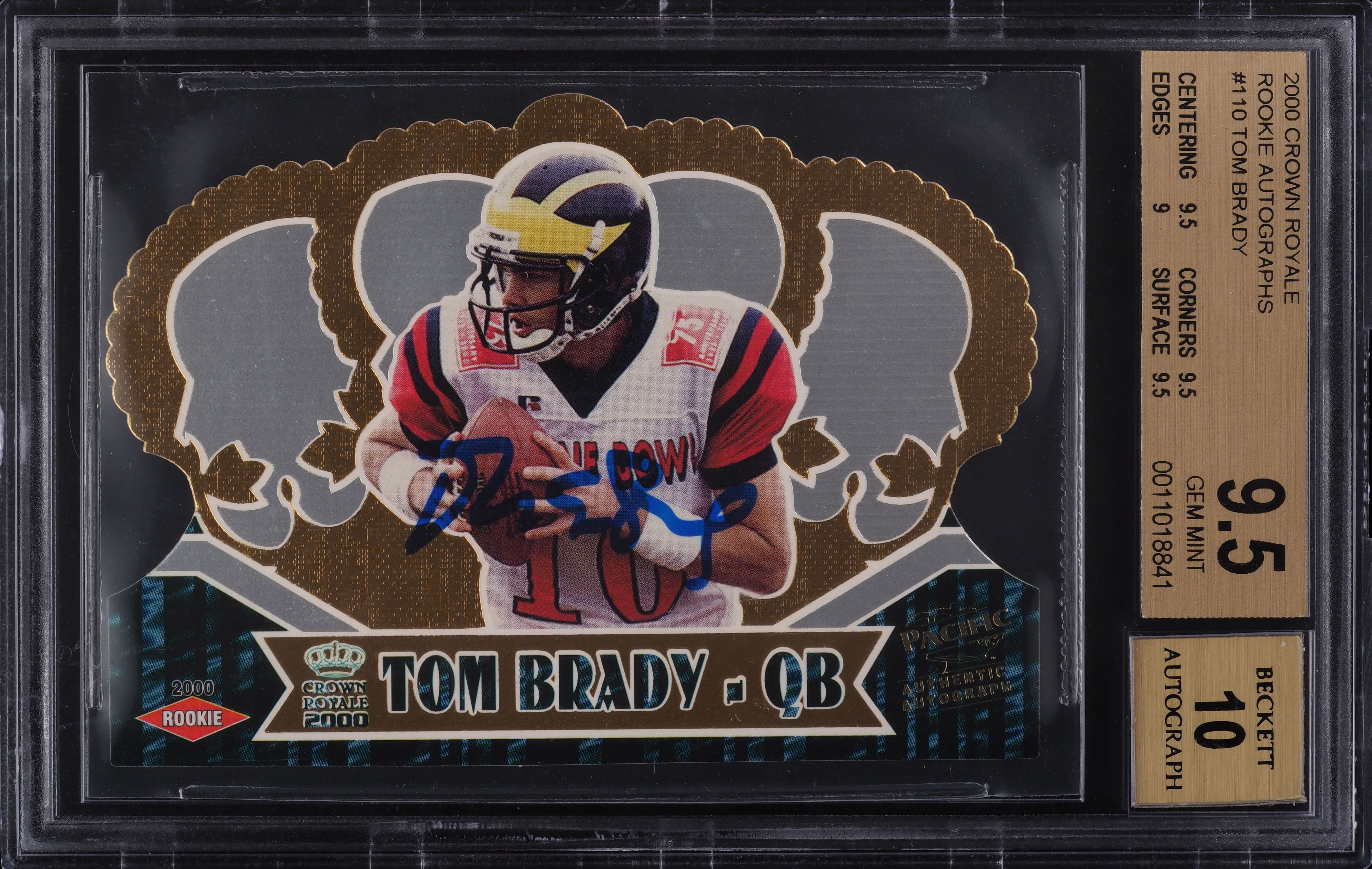 2000 Pacific Crown Royale Die-Cut Tom Brady ROOKIE RC AUTO #110