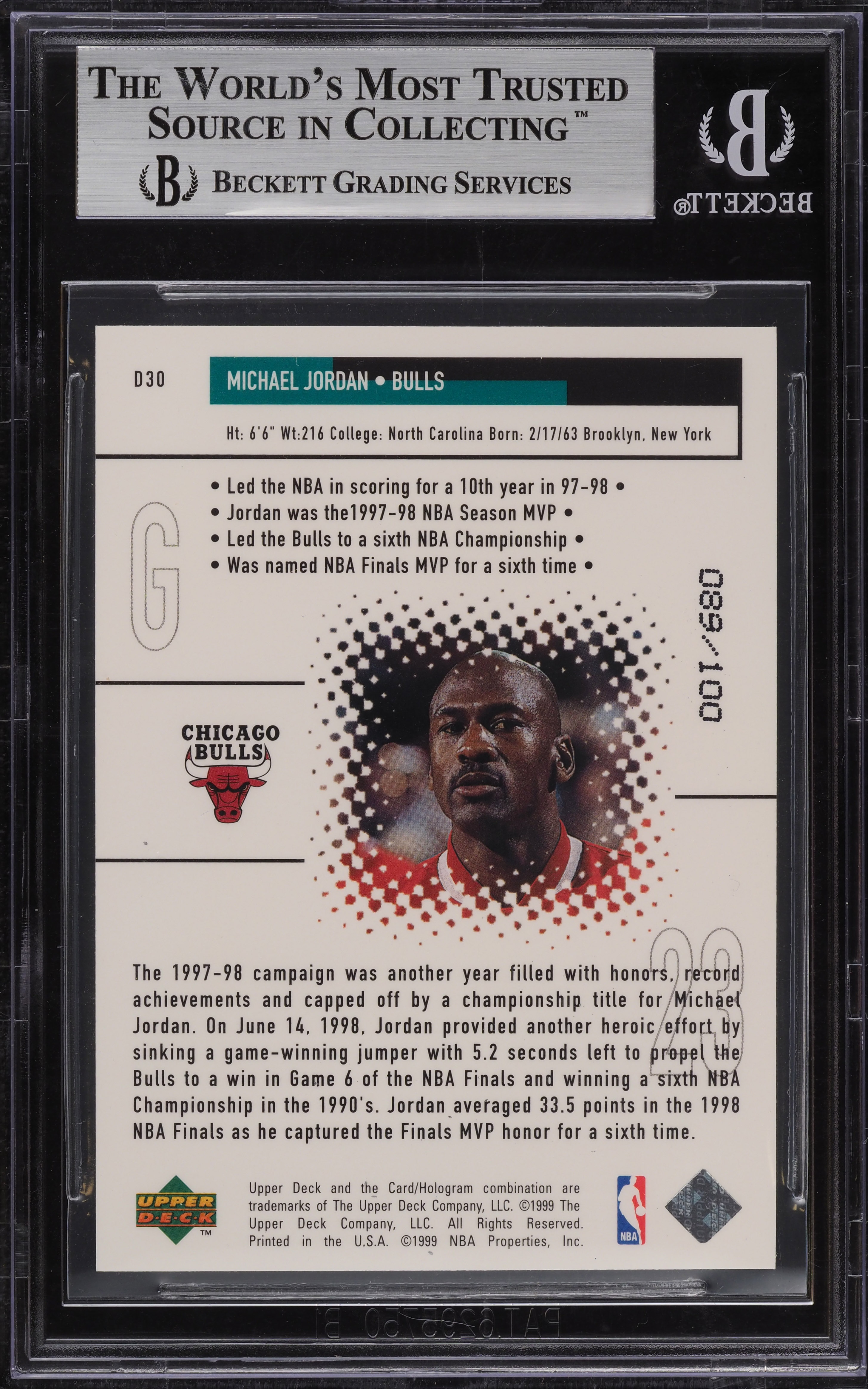 1998 Black Diamond Dominance Emerald Michael Jordan /100 #D30 BGS 