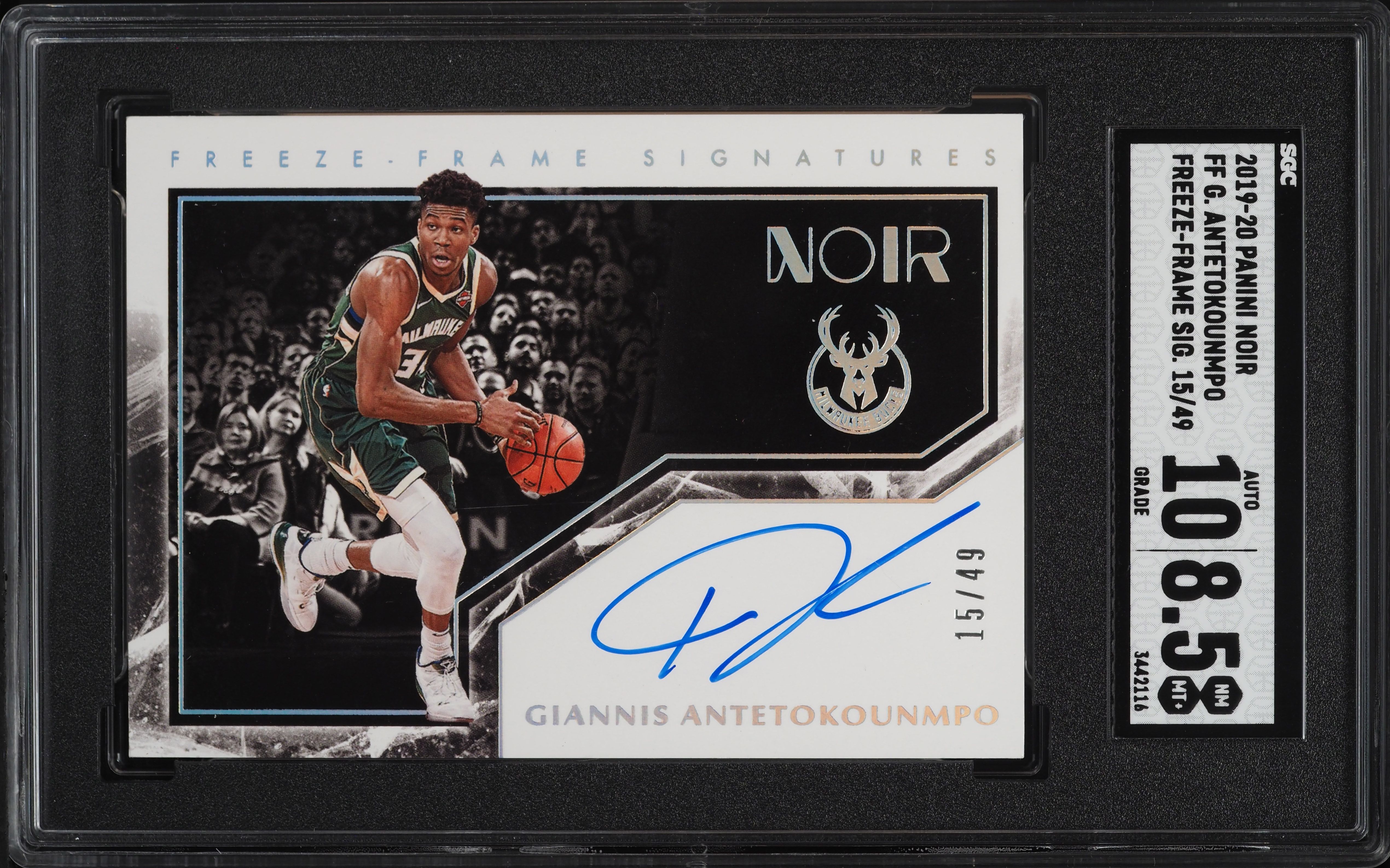 2019 Panini Noir Freeze Frame Giannis Antetokounmpo AUTO /49 SGC