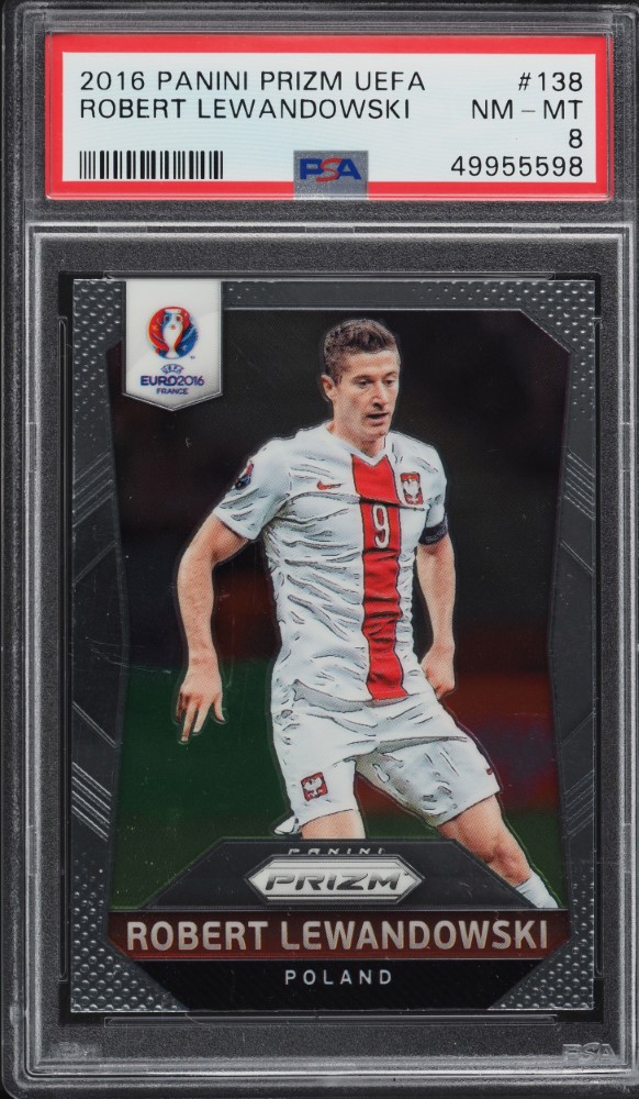 2016 Panini Prizm UEFA Robert Lewandowski #138 PSA 8 NM-MT