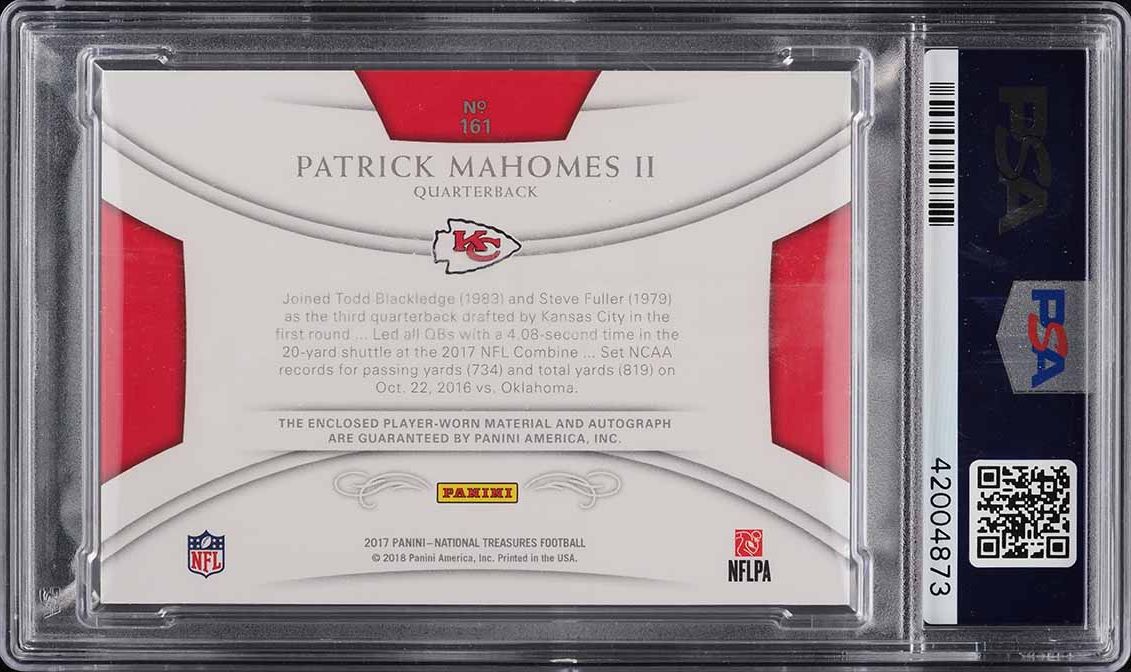 2017 National Treasures Green Patrick Mahomes II RC PATCH AUTO /15 #161 PSA 9
