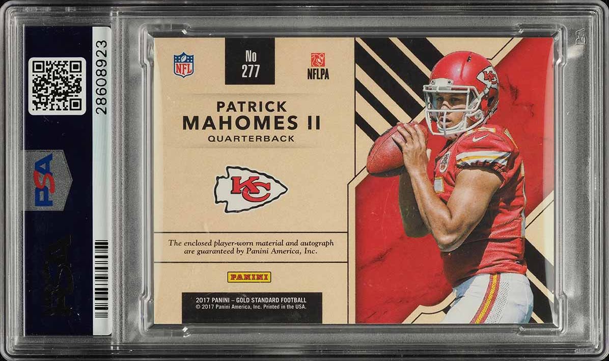 2017 Panini Gold Standard Patrick Mahomes II ROOKIE PATCH AUTO /25 #277 PSA 10