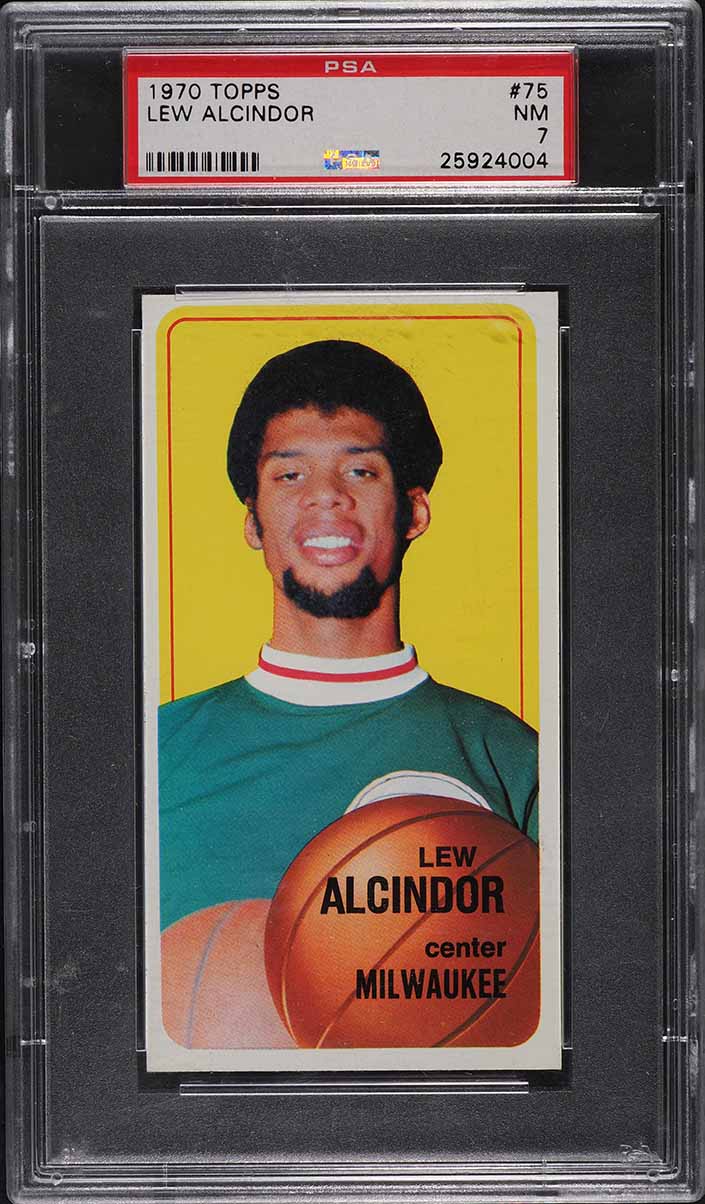 1970 Topps Kareem Abdul-Jabbar (Lew Alcindor) Base #75 PSA 7