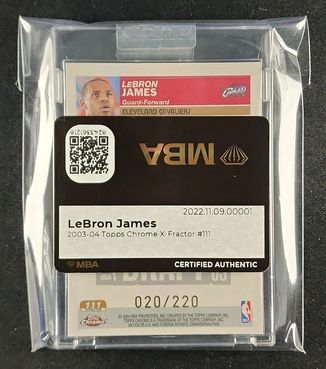 2003 Topps Chrome Xfractor LeBron James ROOKIE /220 #111 MBA AUTH