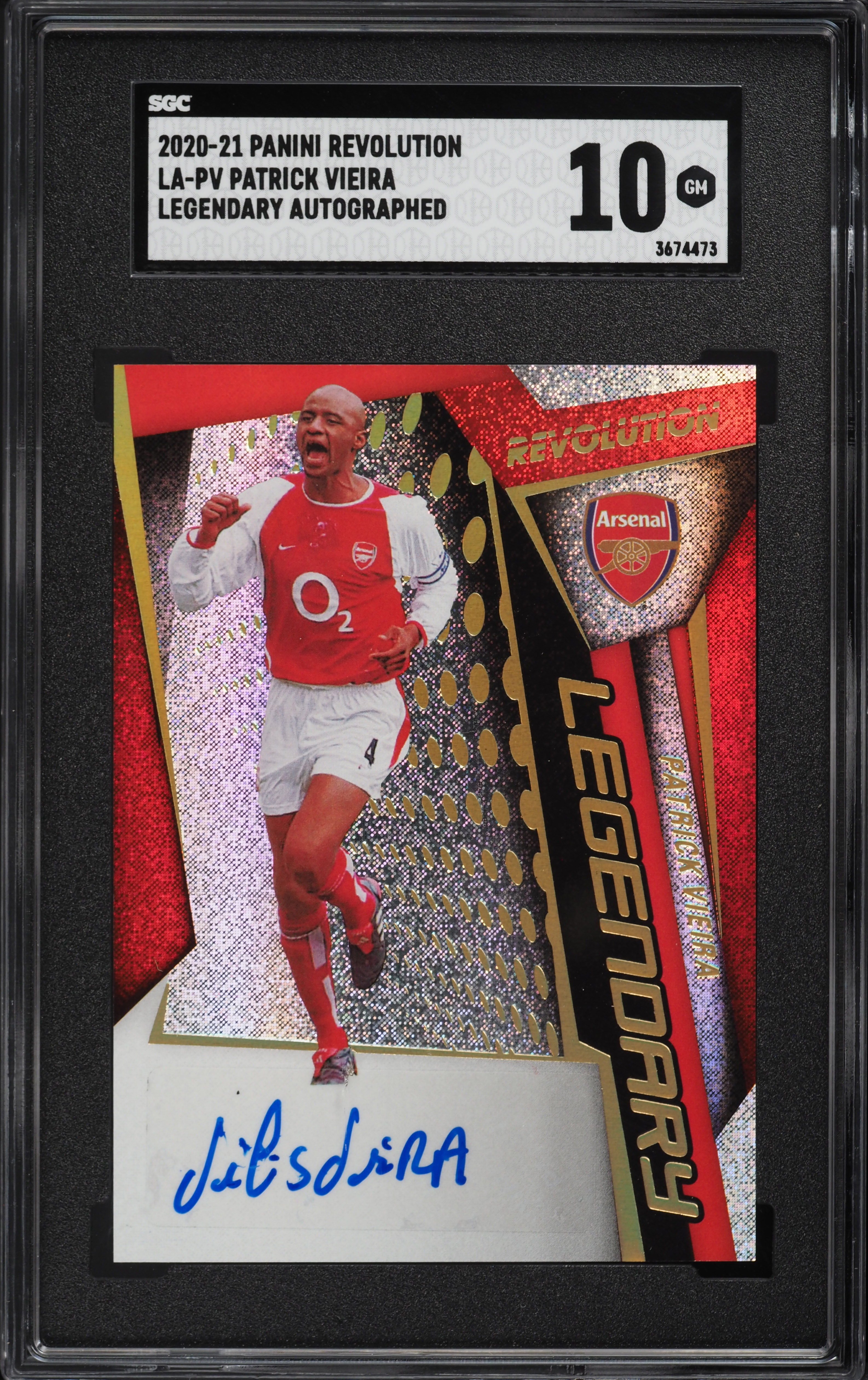 Patrick Vieiraページ 2020 Panini Revolution Legendary Patrick Vieira AUTO #LA-PV SGC 10