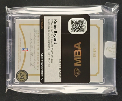 2014 Panini Flawless Momentous Ruby Kobe Bryant PATCH AUTO /15 #MA-KB MBA AUTH