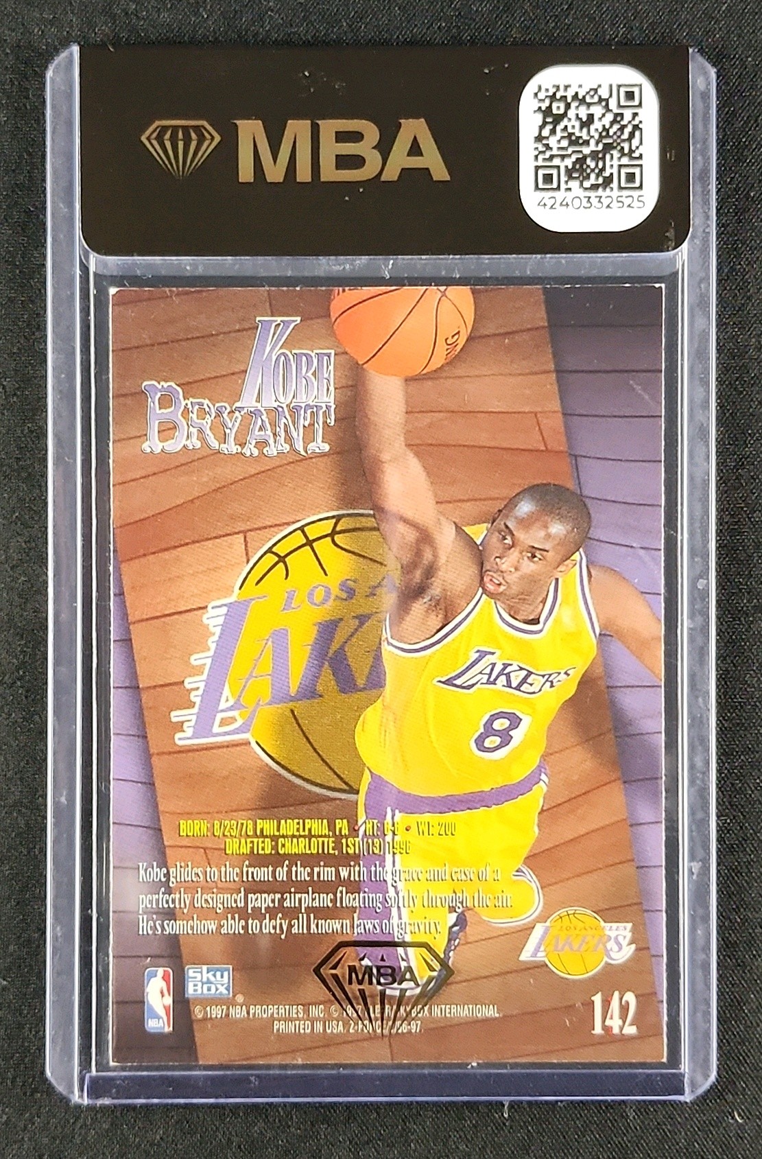 1996 Skybox Z-Force Kobe Bryant ROOKIE #142 MBA AUTH on Fanatics