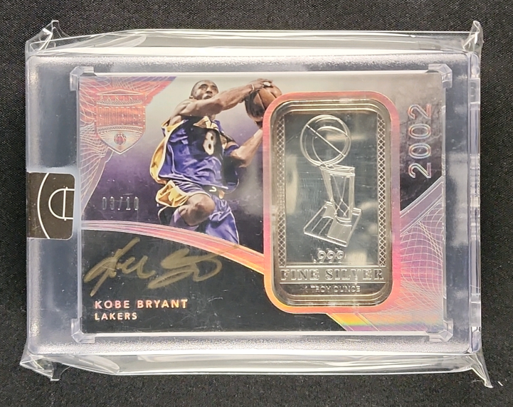2014 Panini Eminence Larry O'Brien Trophy Silver Kobe Bryant AUTO /10 MBA AUTH