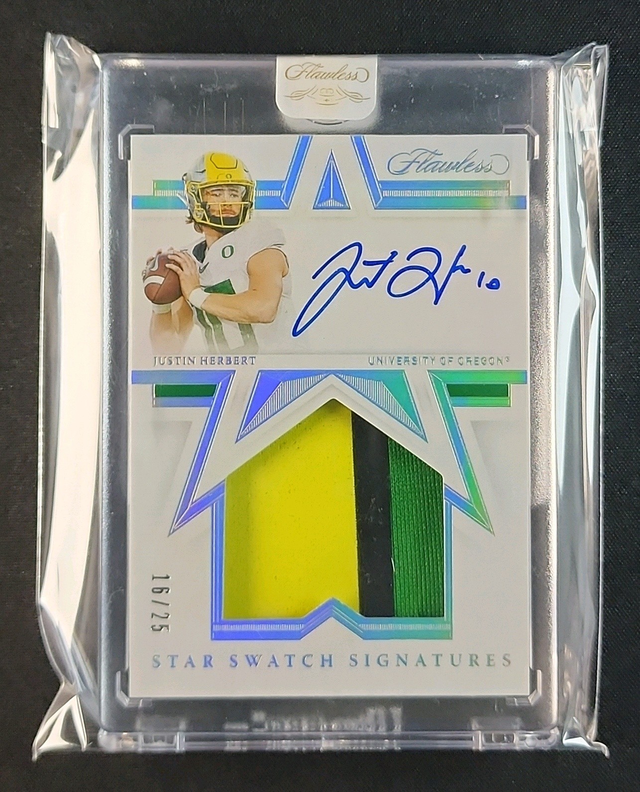 2021 Panini Flawless Collegiate Star Justin Herbert PATCH AUTO /25