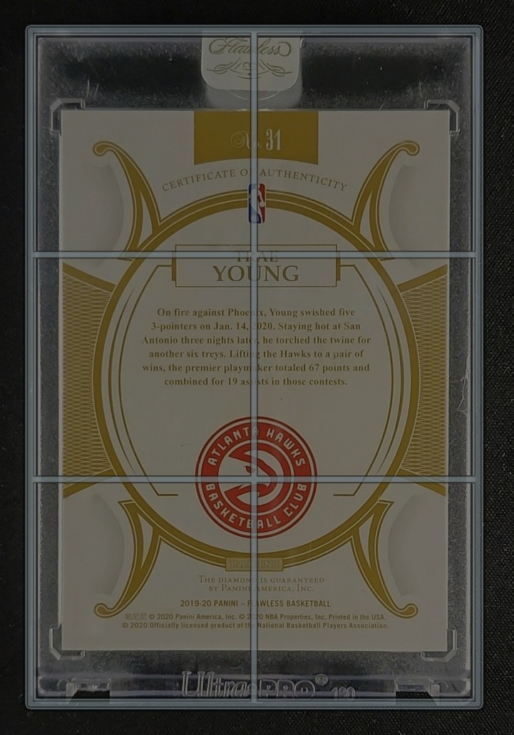 2019 Panini Flawless Gold Diamond Gems Trae Young 10/10 #31 MBA AUTH