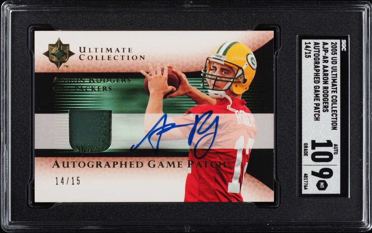 2005 Ultimate Collection Aaron Rodgers ROOKIE PATCH AUTO /15 #AJP-AR SGC 9 MINT