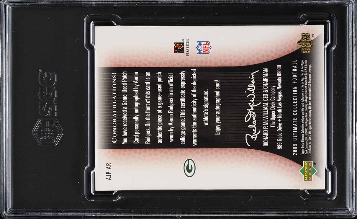 2005 Ultimate Collection Aaron Rodgers ROOKIE PATCH AUTO /15 #AJP-AR SGC 9 MINT