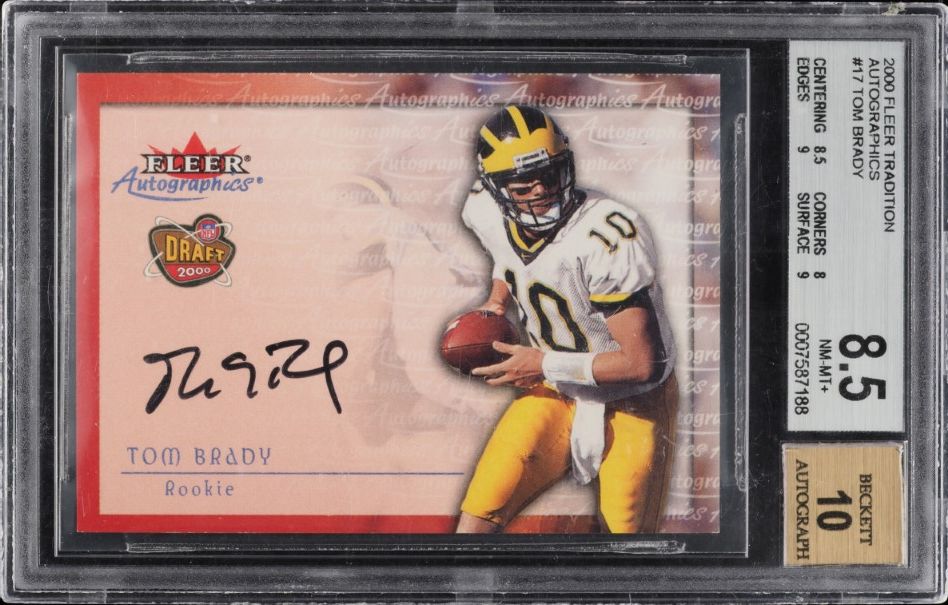 2000 Fleer Tradition Autographics Tom Brady ROOKIE AUTO #17 BGS 8.5 NM-MT+