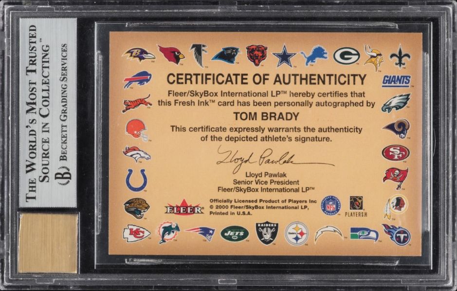 2000 Fleer Tradition Autographics Tom Brady ROOKIE AUTO #17 BGS 8.5 NM-MT+
