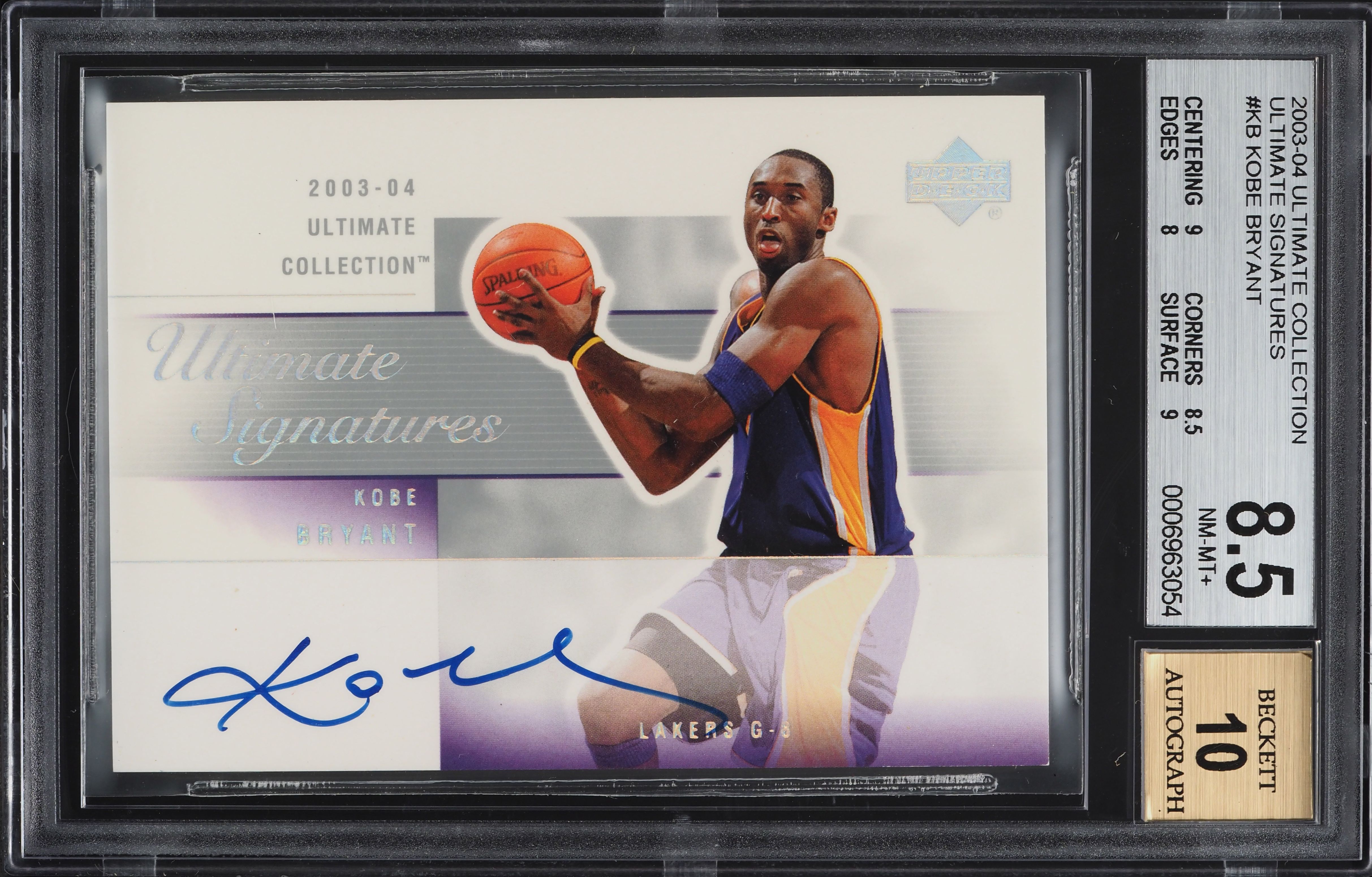 2003 Ultimate Collection Signatures Kobe Bryant AUTO #KB-A BGS 8.5