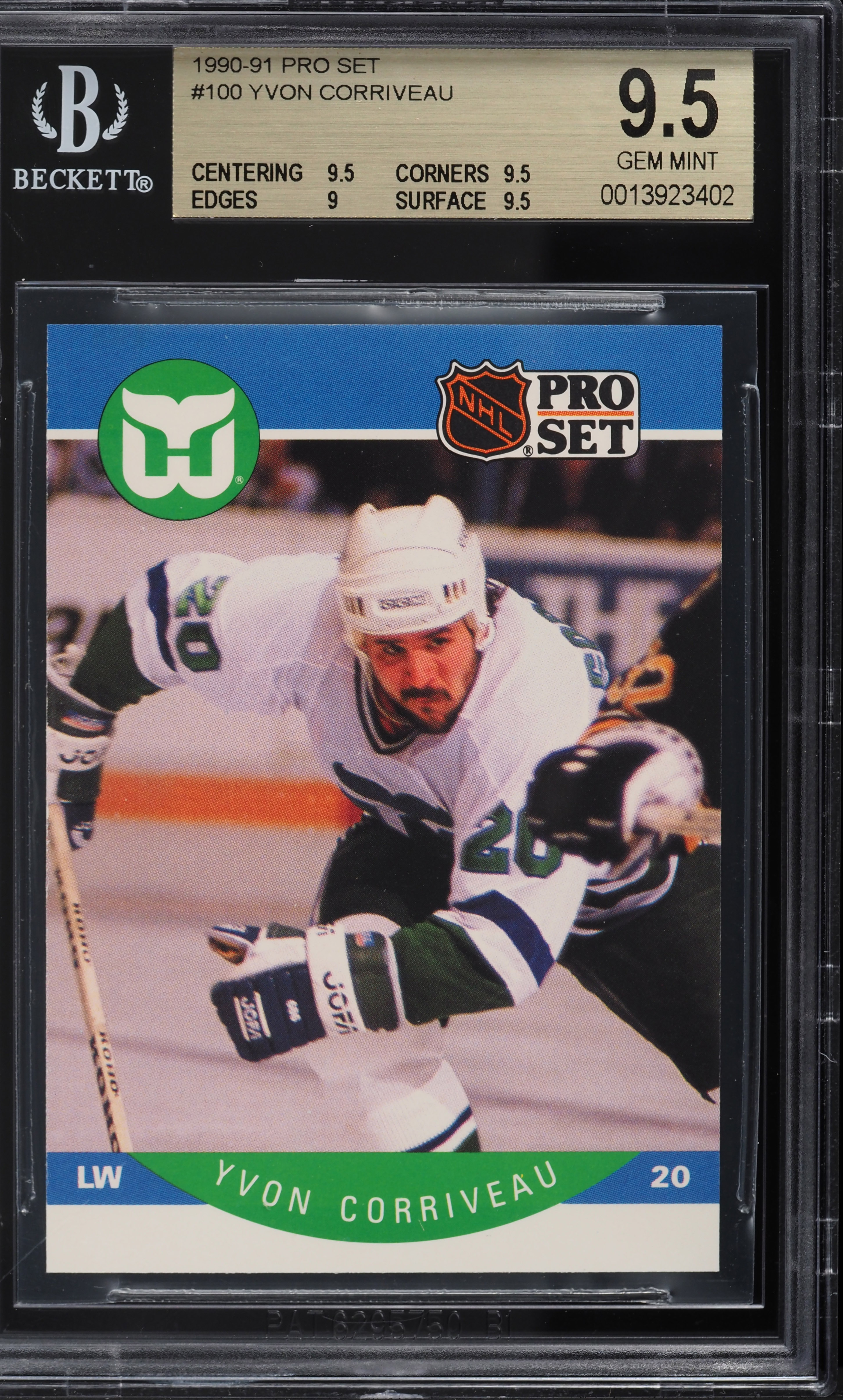 1990 Pro Set Hockey Yvon Corriveau #100 BGS 9