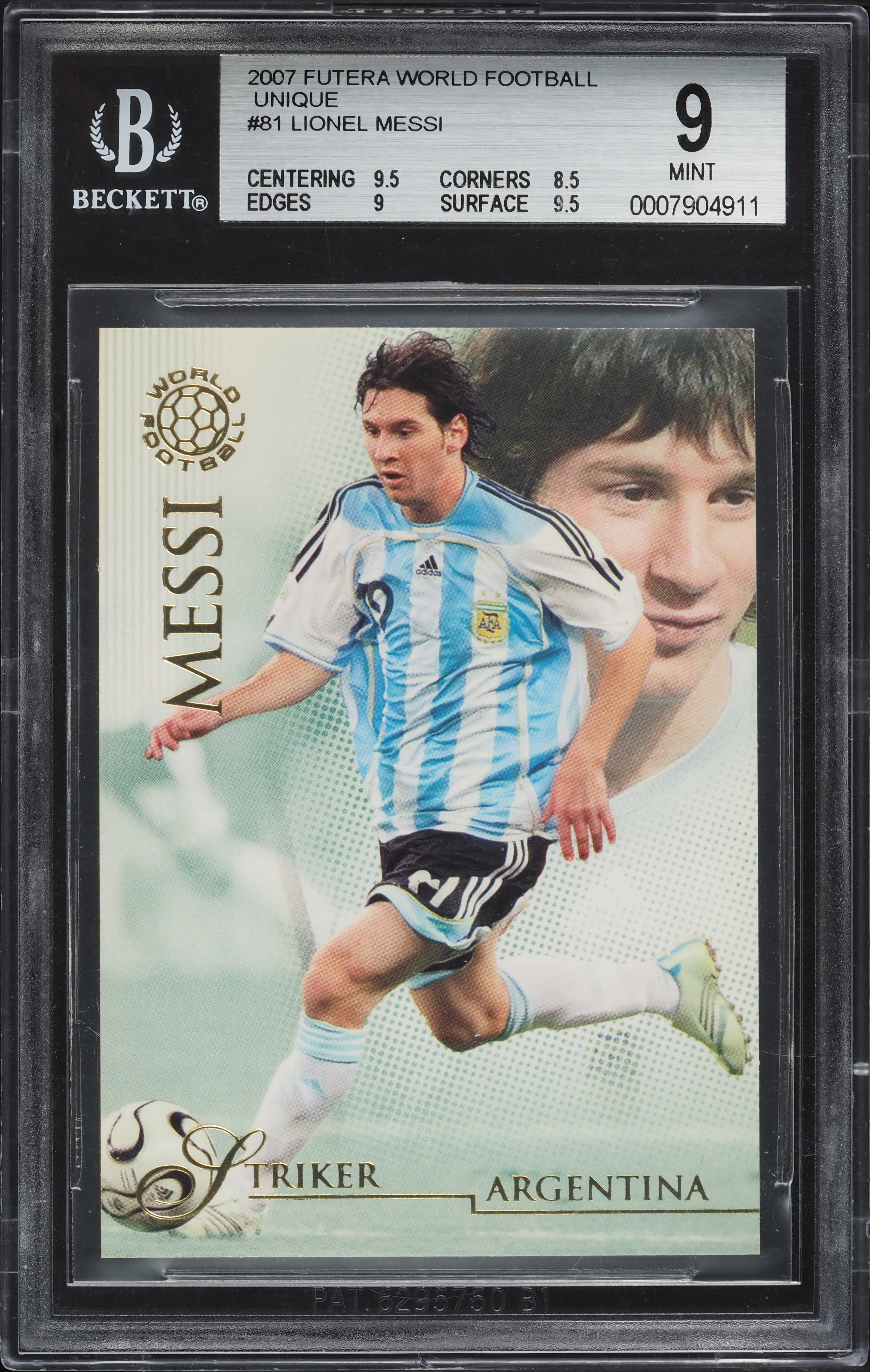 2007 Futera World Football Unique Lionel Messi #81 BGS 9 MINT on