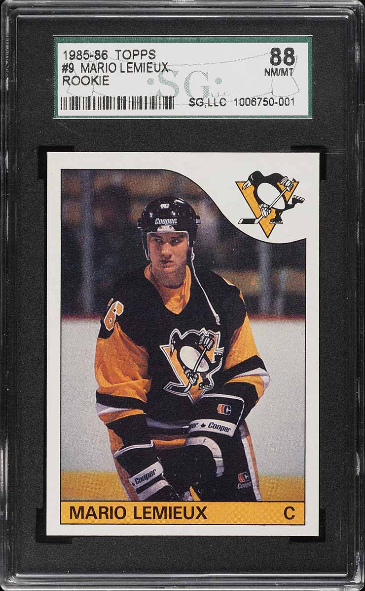 1985 Topps Hockey Mario Lemieux ROOKIE #9 SGC 8 NM-MT
