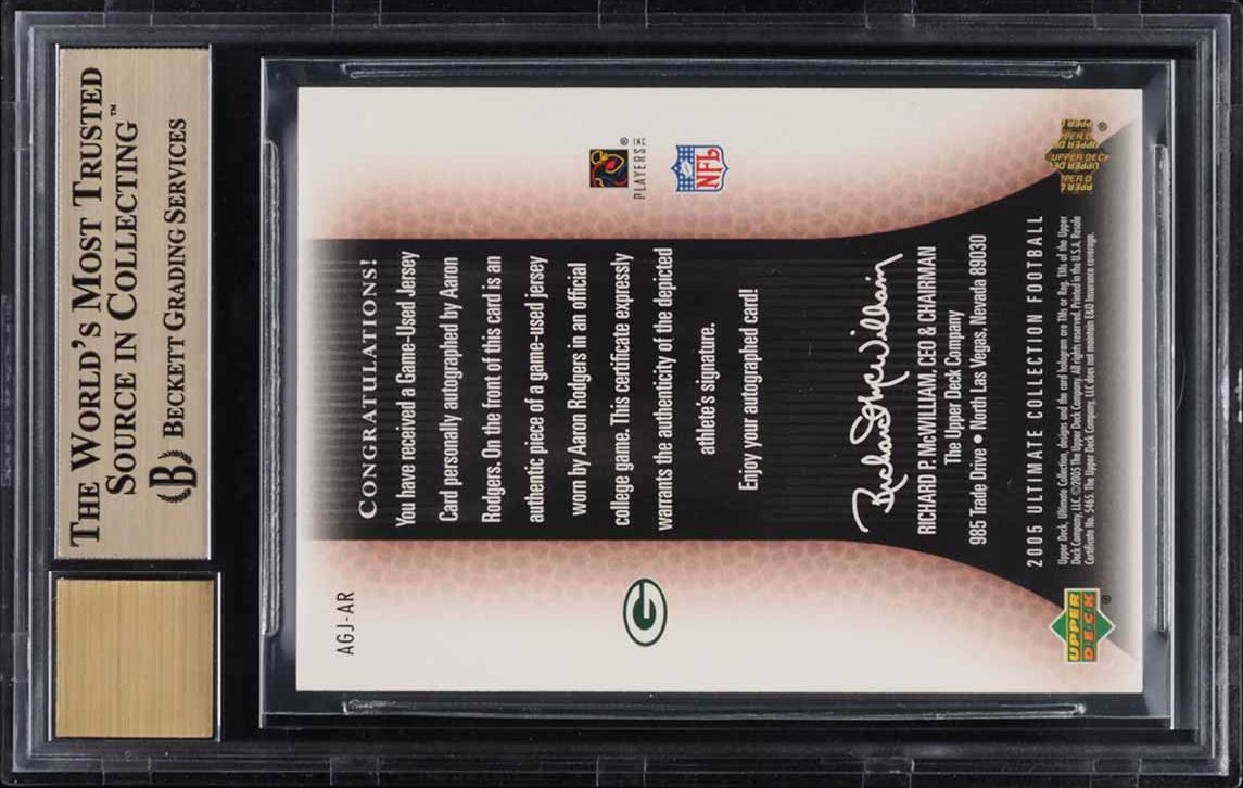 2005 Ultimate Collection Aaron Rodgers ROOKIE PATCH AUTO /25 #AGJ-AR BGS 9.5 GEM