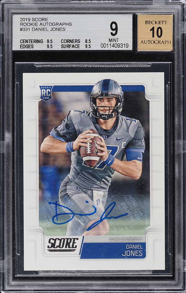 2019 Score Autographs Daniel Jones ROOKIE AUTO #331 BGS 9 MINT