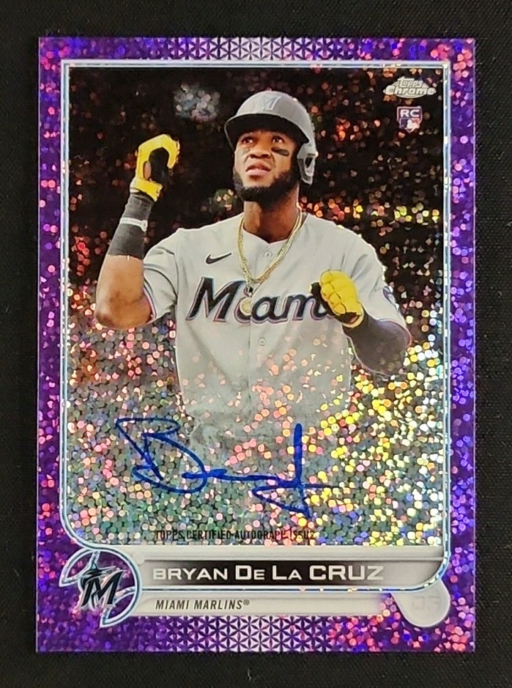 2022 Topps Chrome Purple Speckle Bryan De La Cruz ROOKIE AUTO /299 MBA AUTH