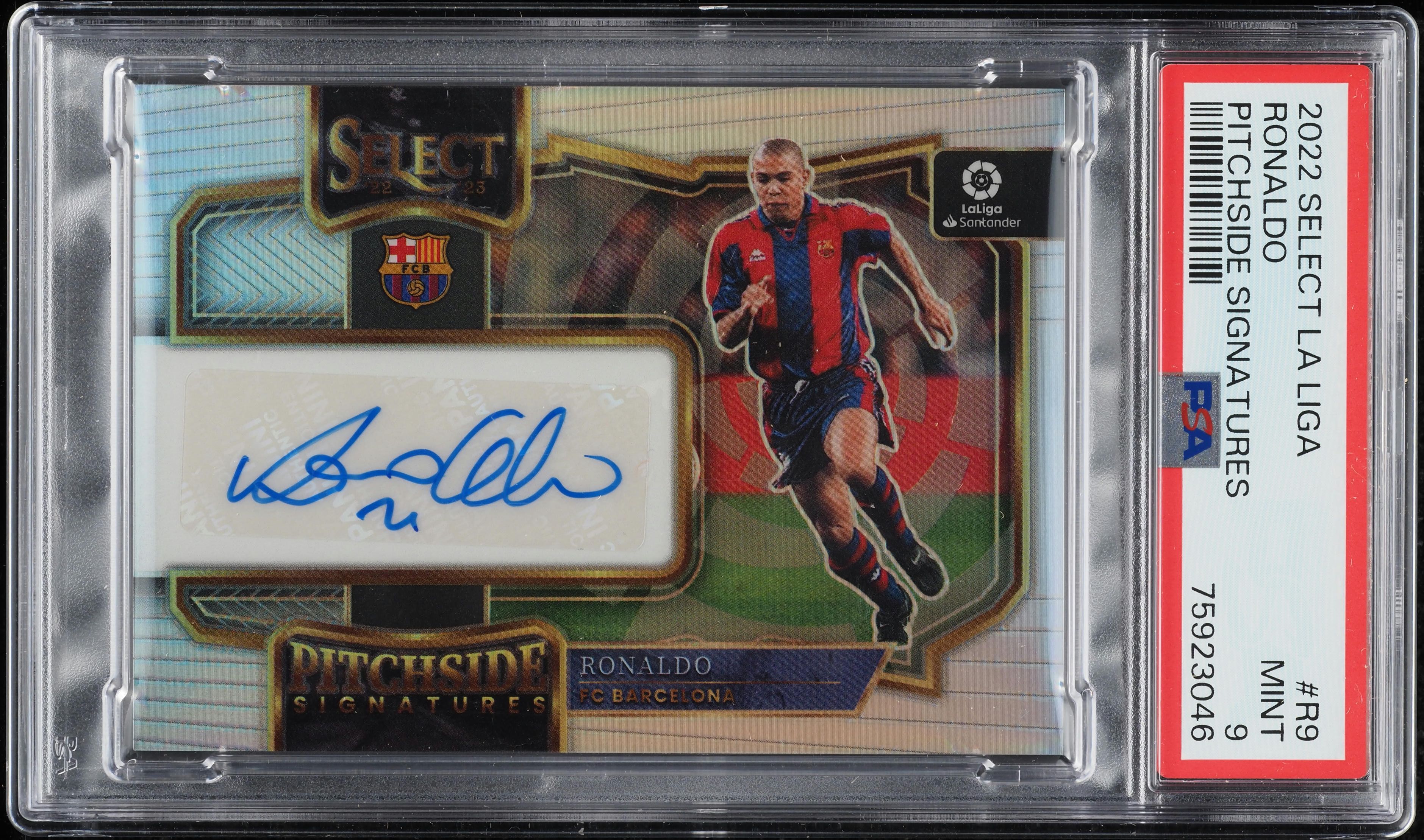 2022 Panini Select La Liga Pitchside Signatures Ronaldo AUTO #R9