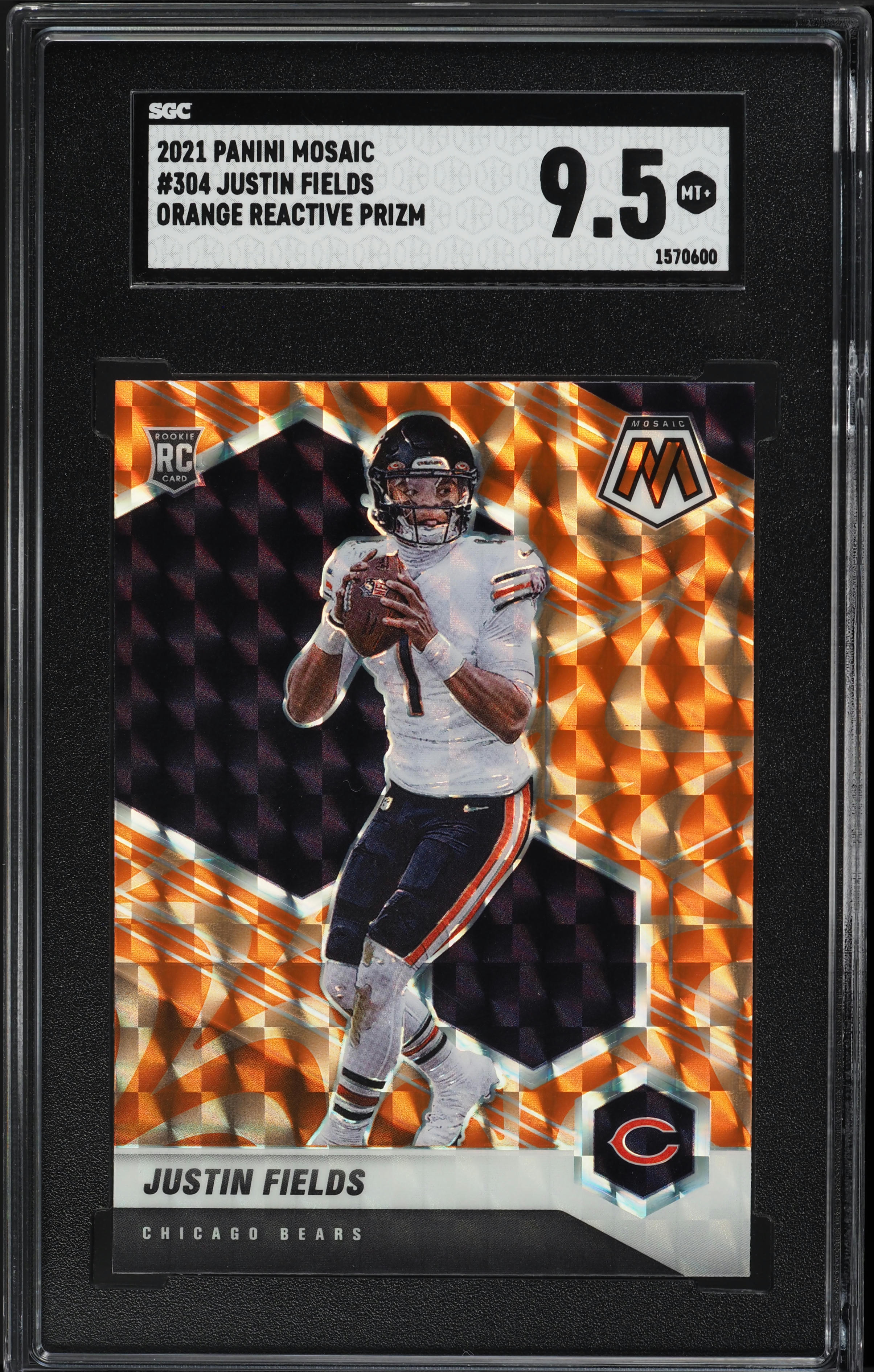 2021 Panini Mosaic Orange Reactive Justin Fields ROOKIE #304 SGC 9.5 MINT+