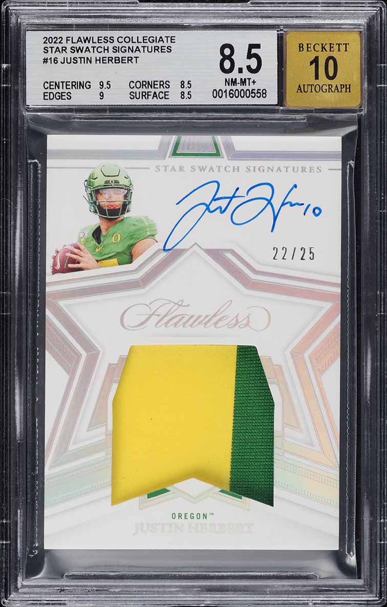 2022 Panini Flawless Collegiate Swatch Justin Herbert PATCH AUTO /25 BGS 8.5