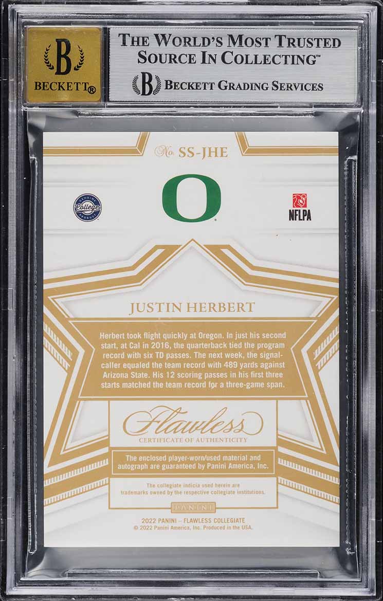 2022 Panini Flawless Collegiate Swatch Justin Herbert PATCH AUTO /25 BGS 8.5