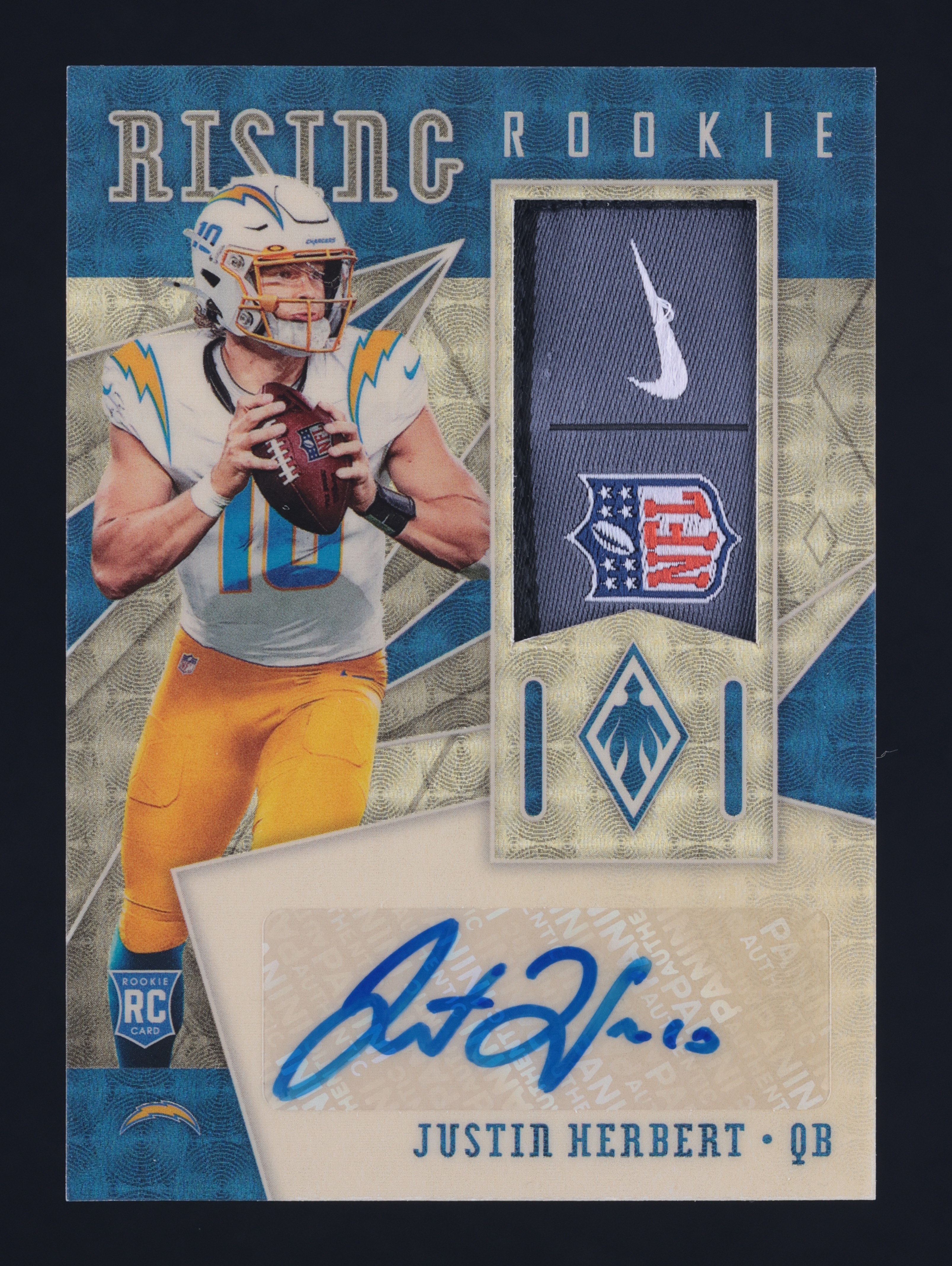 2020 Panini Phoenix Rising Justin Herbert ROOKIE NIKE PATCH AUTO 1