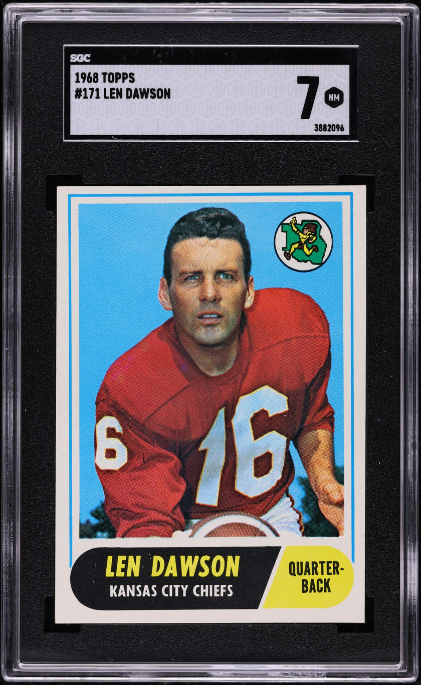 1968 Topps Football Len Dawson #171 SGC 7 NRMT