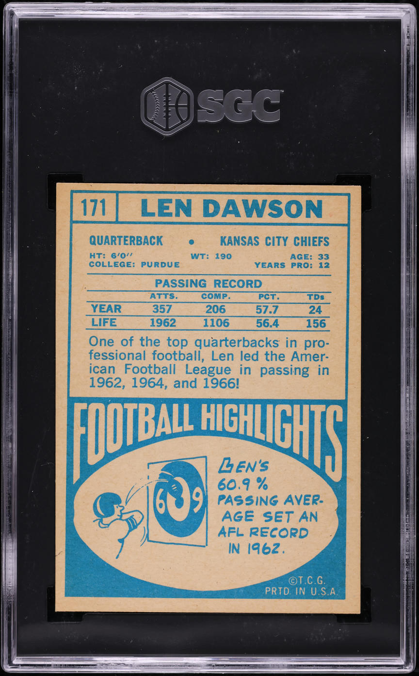1968 Topps Football Len Dawson #171 SGC 7 NRMT