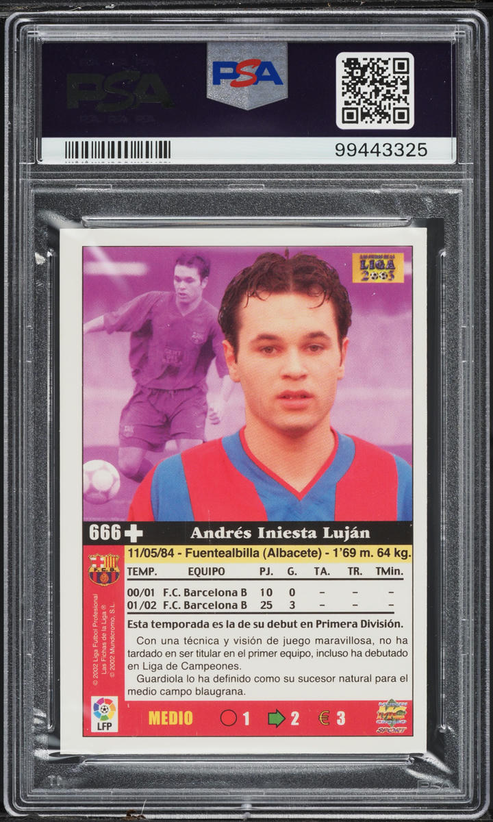 2002 Mundi Cromo Liga Andres Iniesta Lujan ROOKIE #666 PSA 7 NRMT