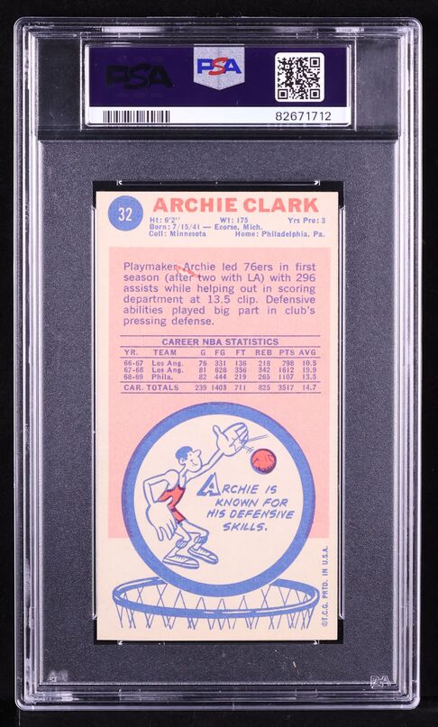 1969 Topps Basketball Archie Clark ROOKIE #32 PSA 8 NM-MT