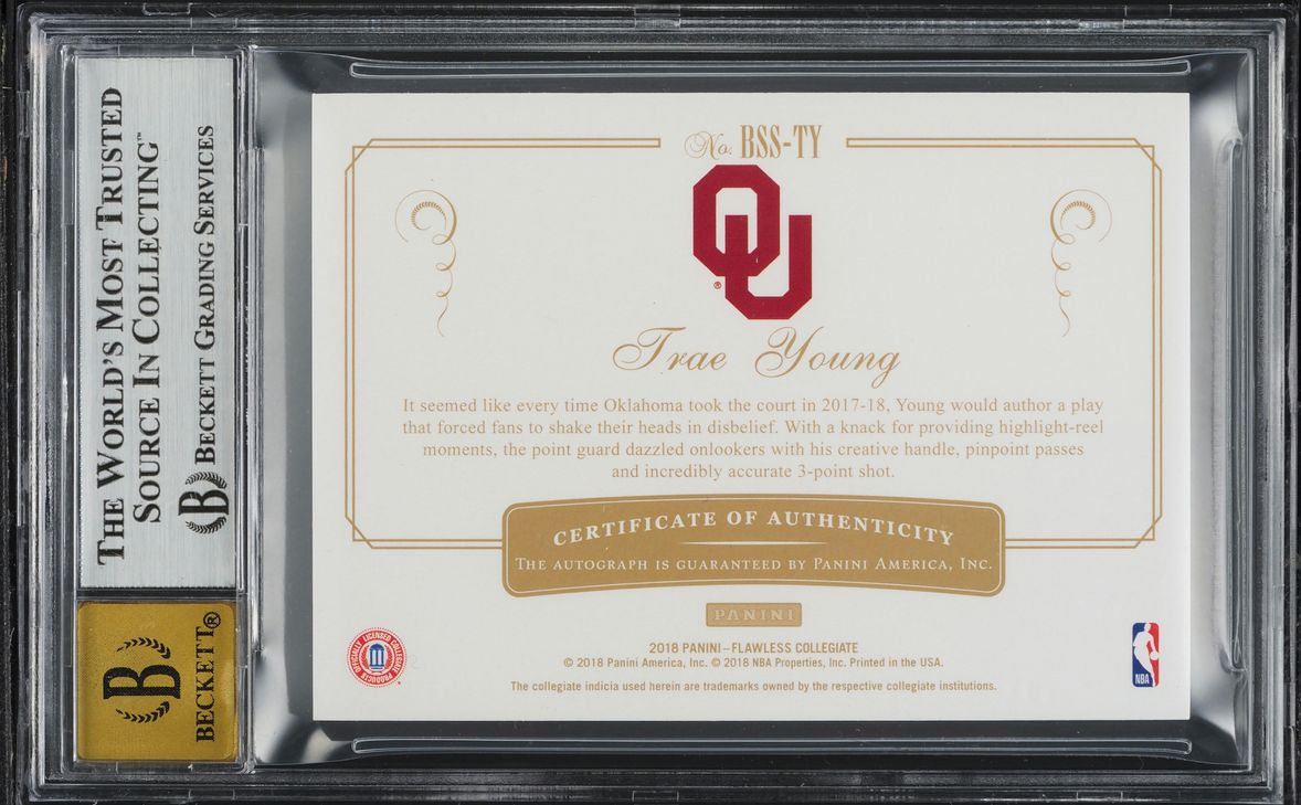 2018 Panini Flawless Collegiate Team Slogan Gold Trae Young RC AUTO /10 BGS 9