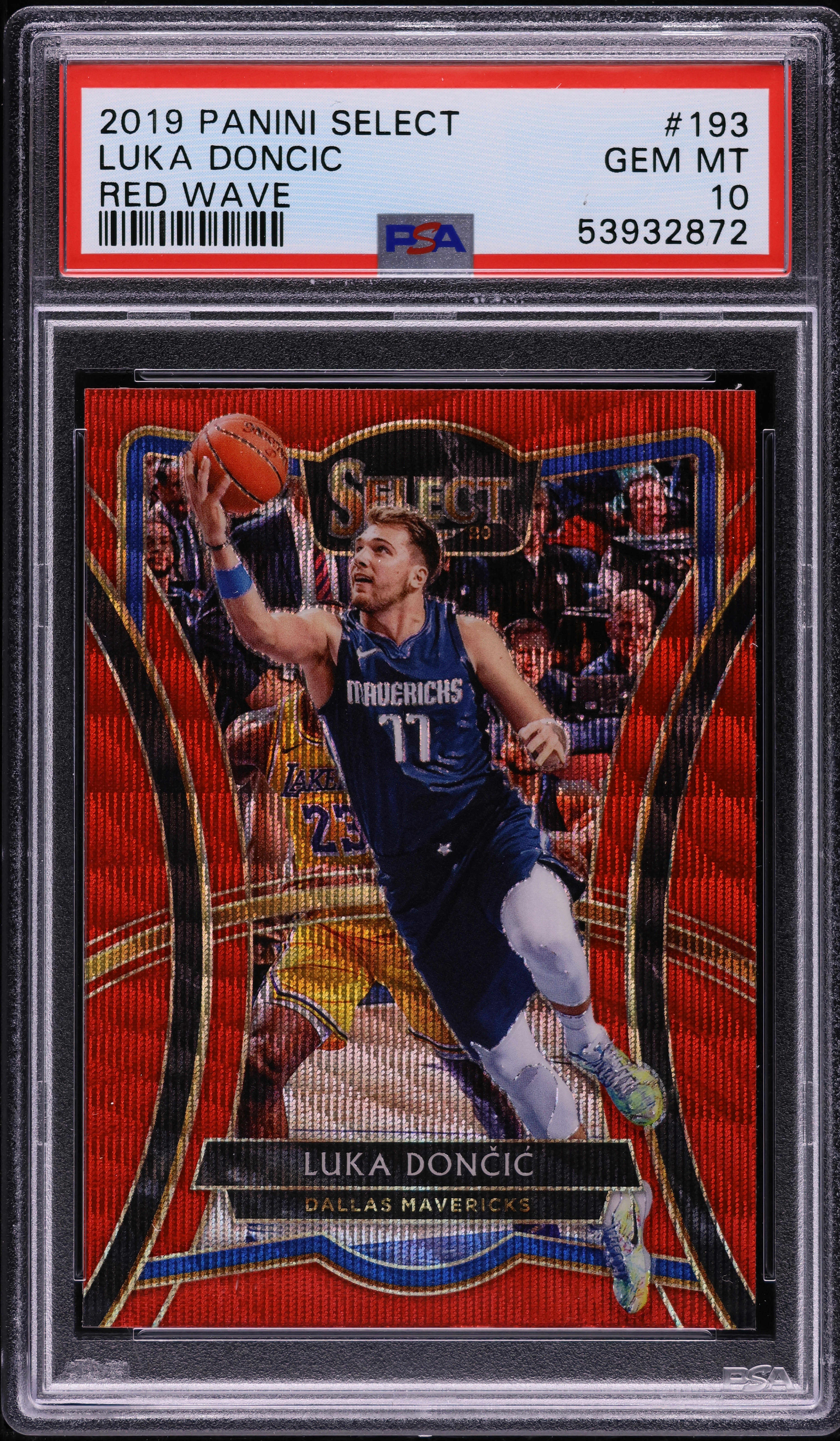 2019 Select Premier Level Red Wave Prizm Luka Doncic #193 PSA 10