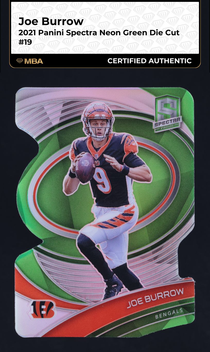 2021 Panini Spectra Neon Green Die-Cut Joe Burrow /30 #19 MBA AUTH