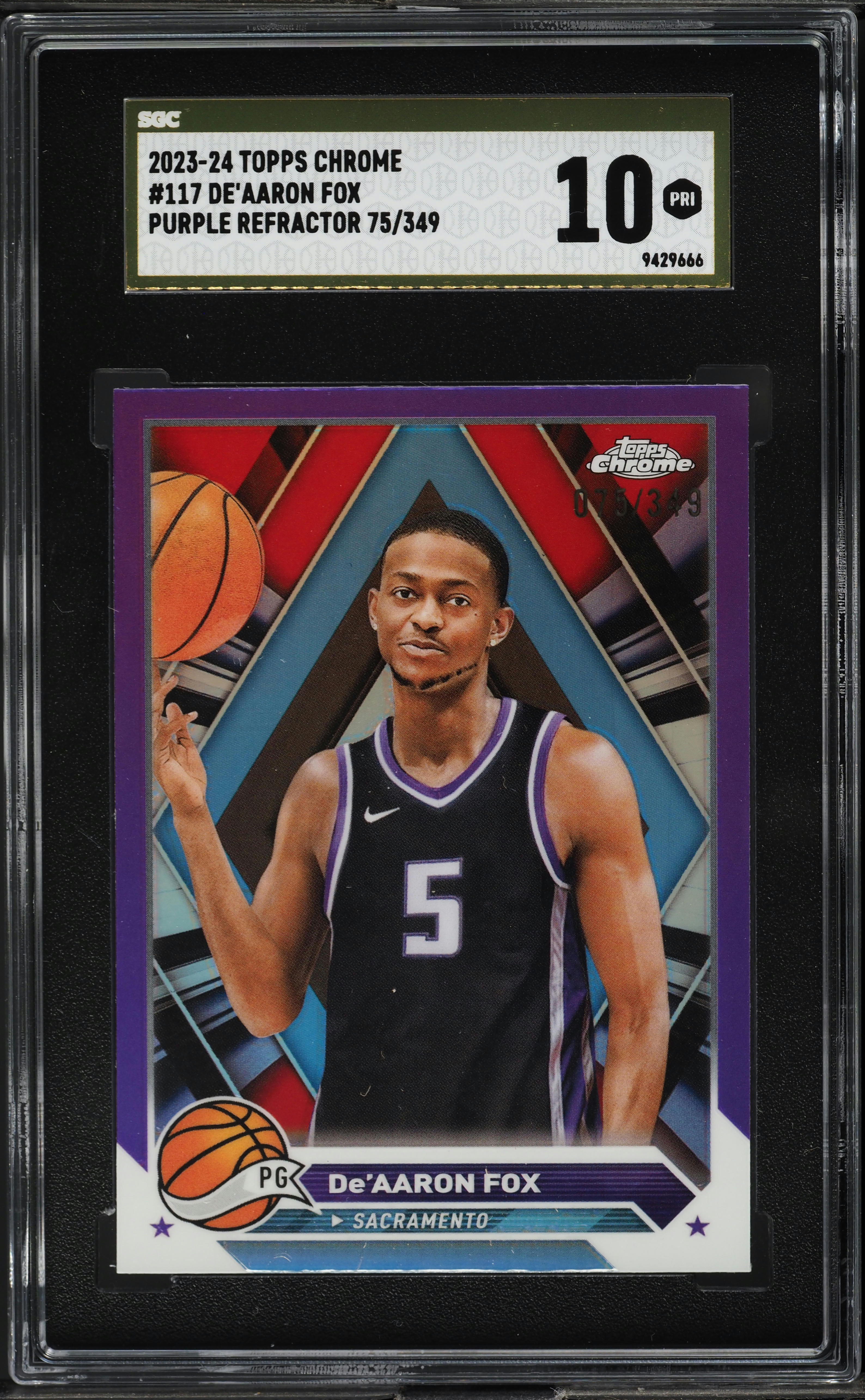 2023 Topps Chrome Purple Refractor De'Aaron Fox /349 #117 SGC 10