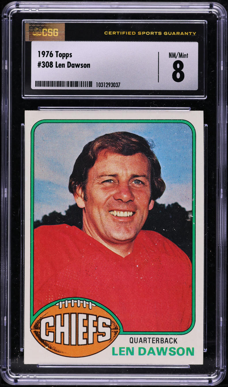 1976 Topps Football Len Dawson #308 CSG 8 NM-MT