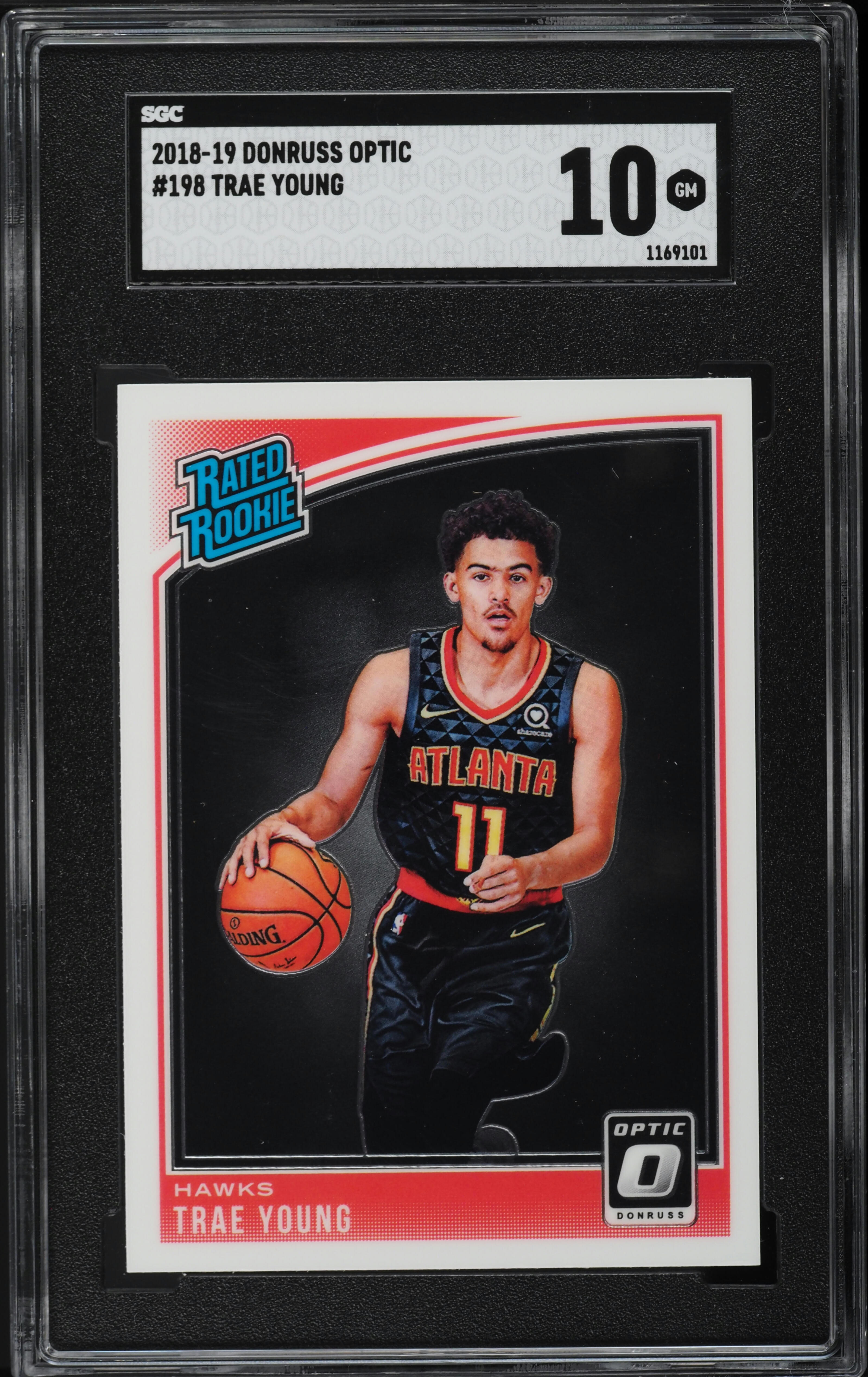 2018 Donruss Optic Trae Young ROOKIE #198 SGC 10 GEM MINT on