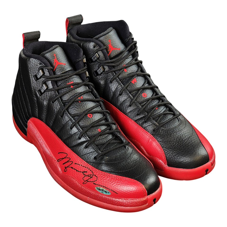 Michael Jordan Signed Sneaker - Upper Deck & JSA AUTH, LOA