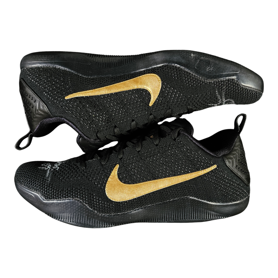 Kobe Bryant Signed Shoes - Beckett & Panini AUTH, LOA