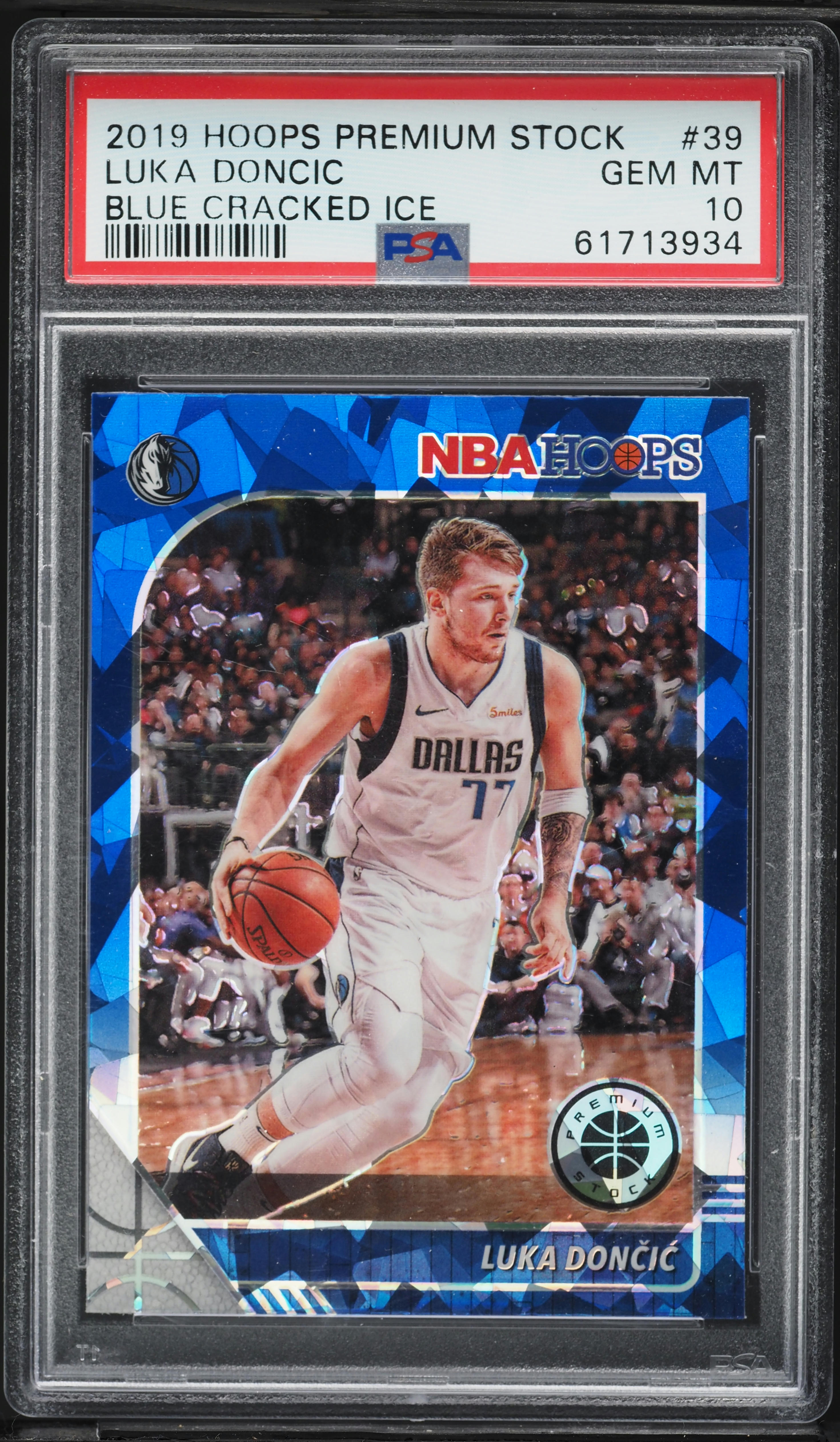 2019 Hoops Premium Stock Blue Cracked Ice Luka Doncic #39 PSA 10
