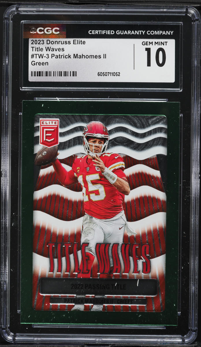 2023 Donruss Elite Title Waves Green Patrick Mahomes II #TW-3 CGC 10 GEM MINT
