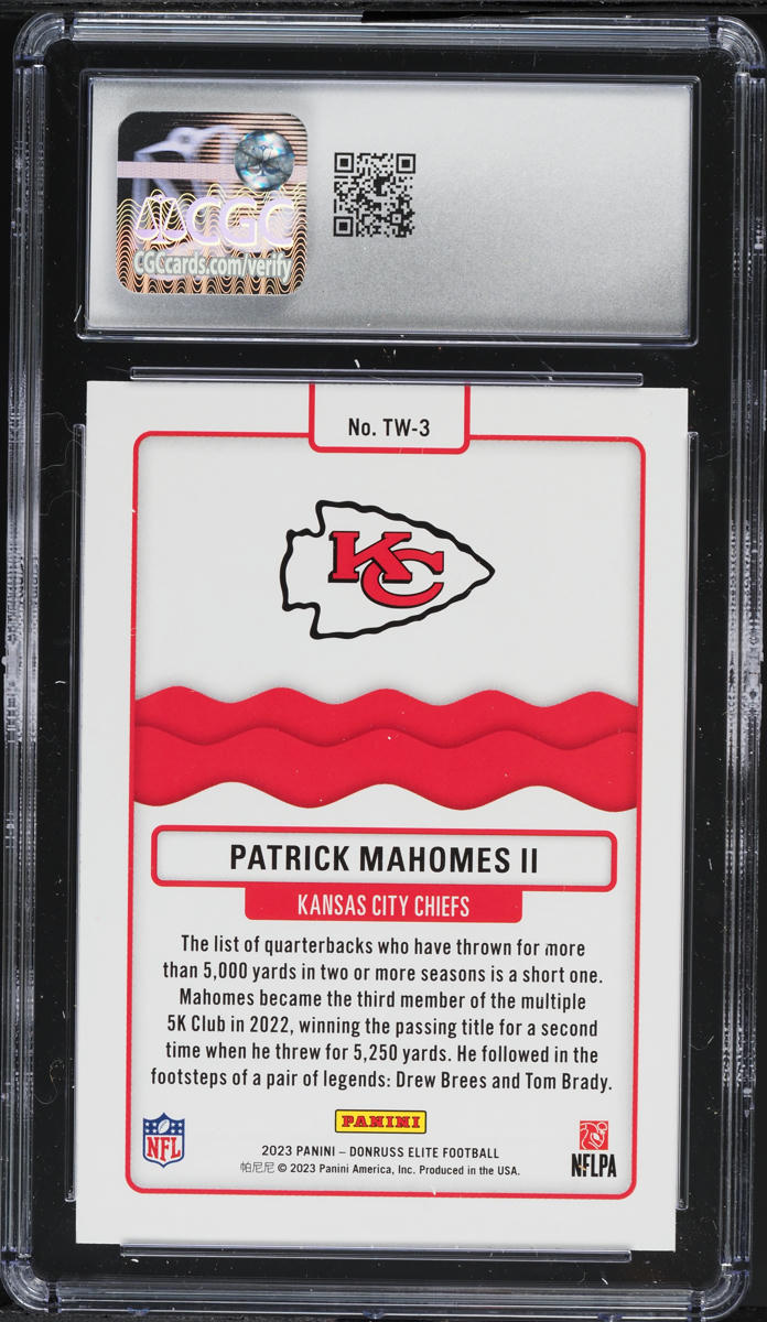 2023 Donruss Elite Title Waves Green Patrick Mahomes II #TW-3 CGC 10 GEM MINT