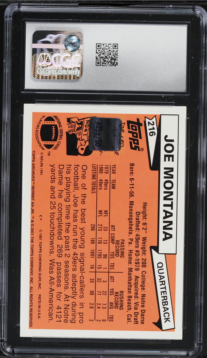 2001 Topps Archives Rookie Reprint Joe Montana AUTO #AA-JM CGC 9.5 MINT+