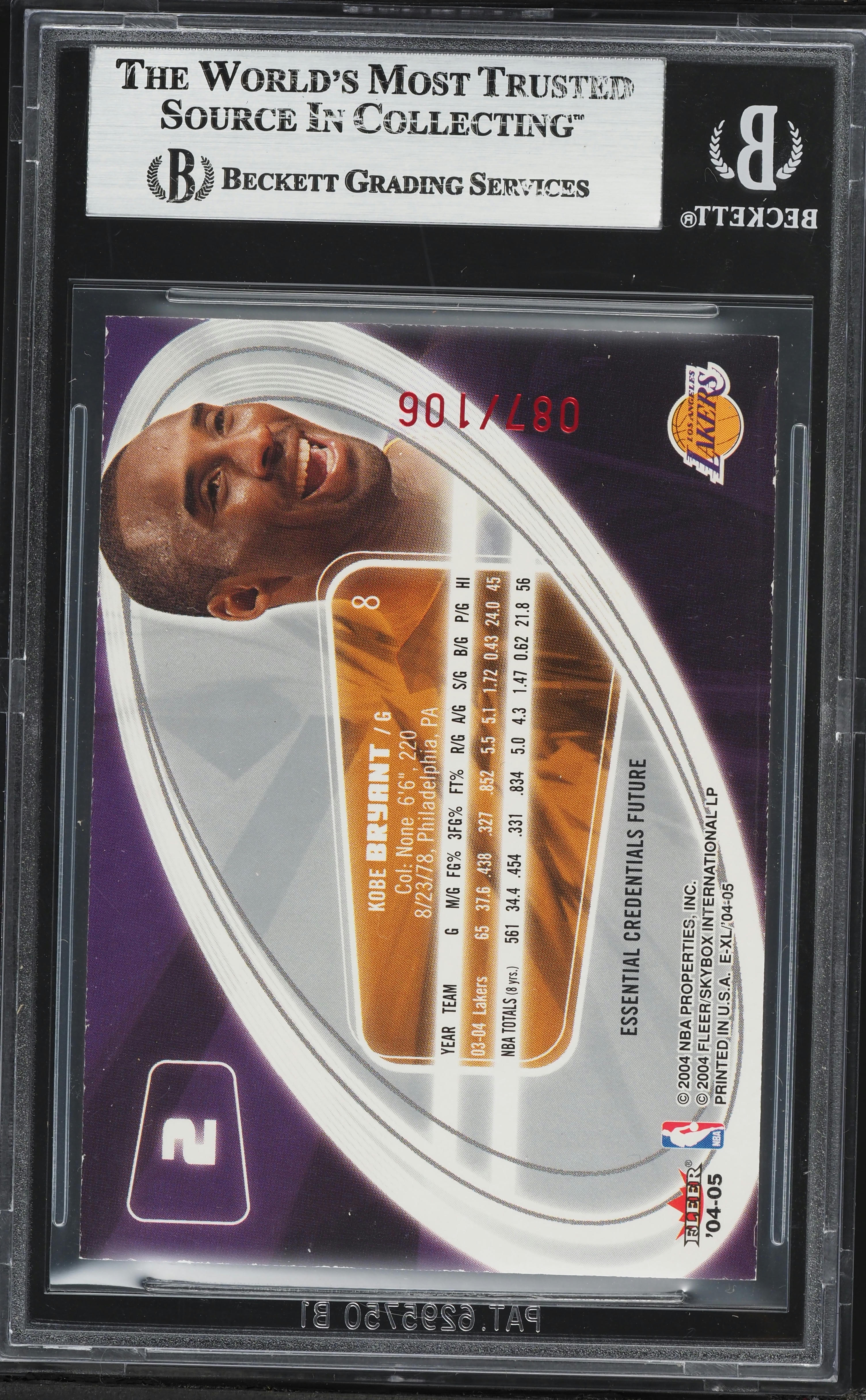 2004 Fleer E-XL Essential Credentials Future Kobe Bryant /106 #2