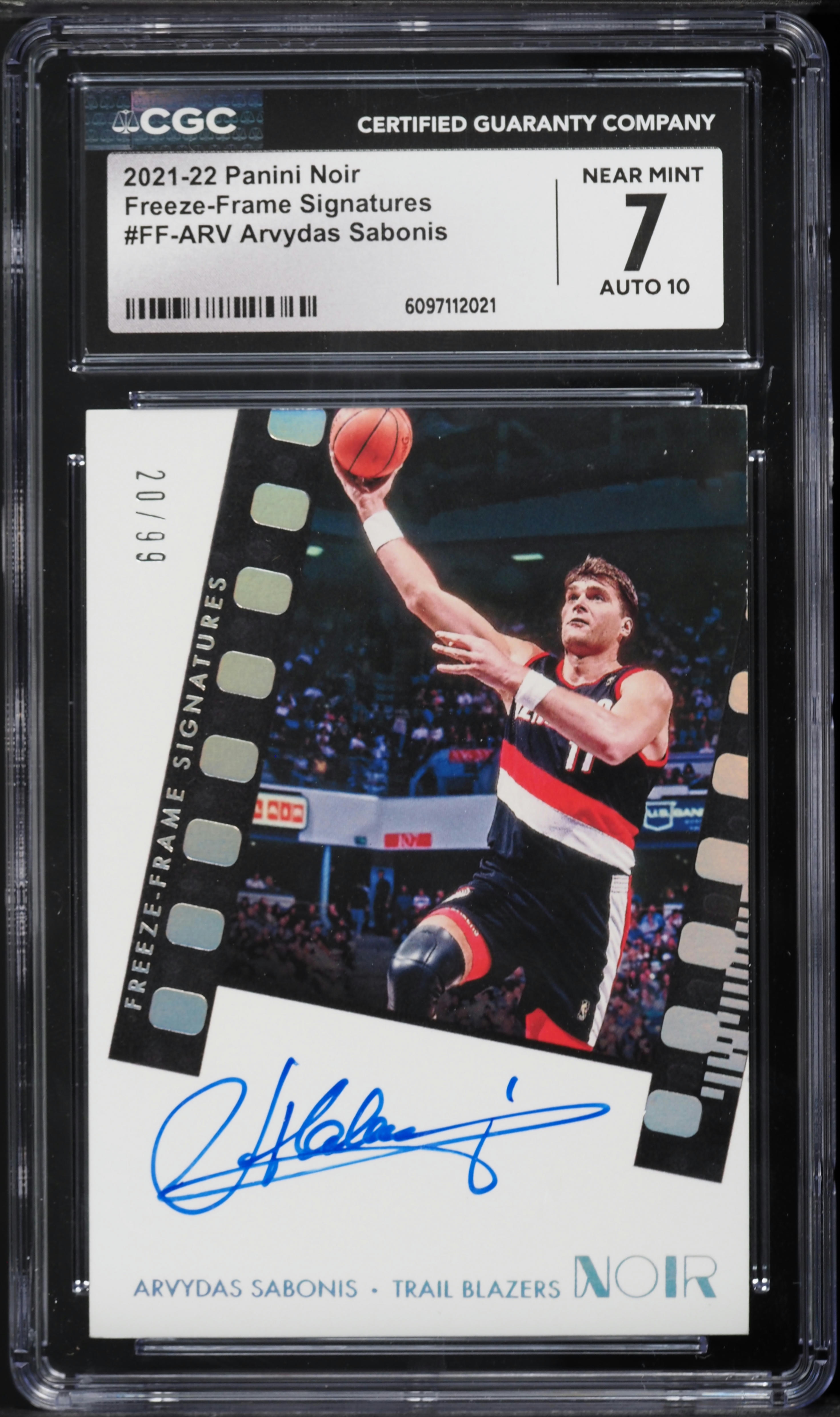 2021 Panini Noir Freeze-Frame Signatures Arvydas Sabonis AUTO /99
