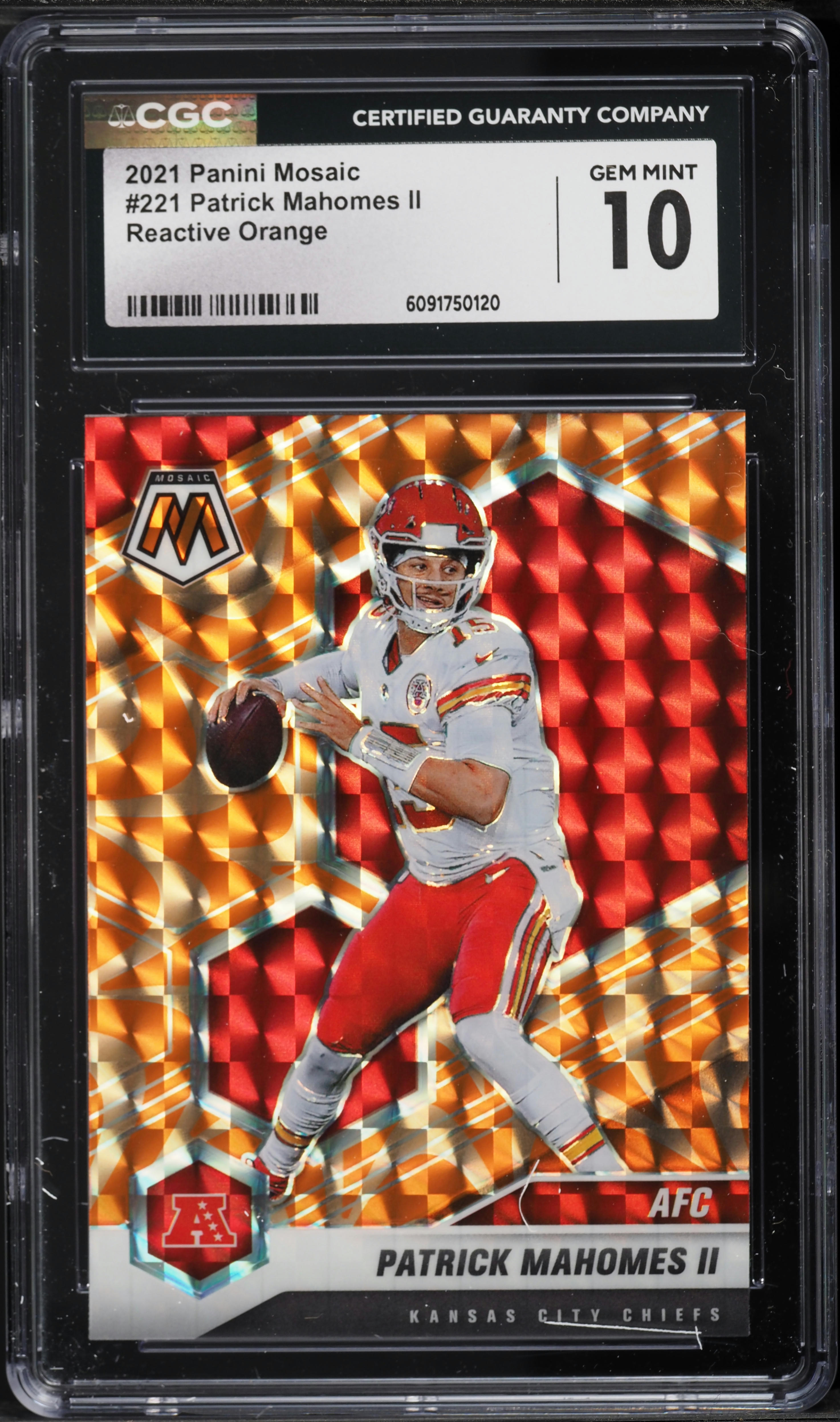 2021 Panini Mosaic Reactive Orange Patrick Mahomes II #221 CGC 10