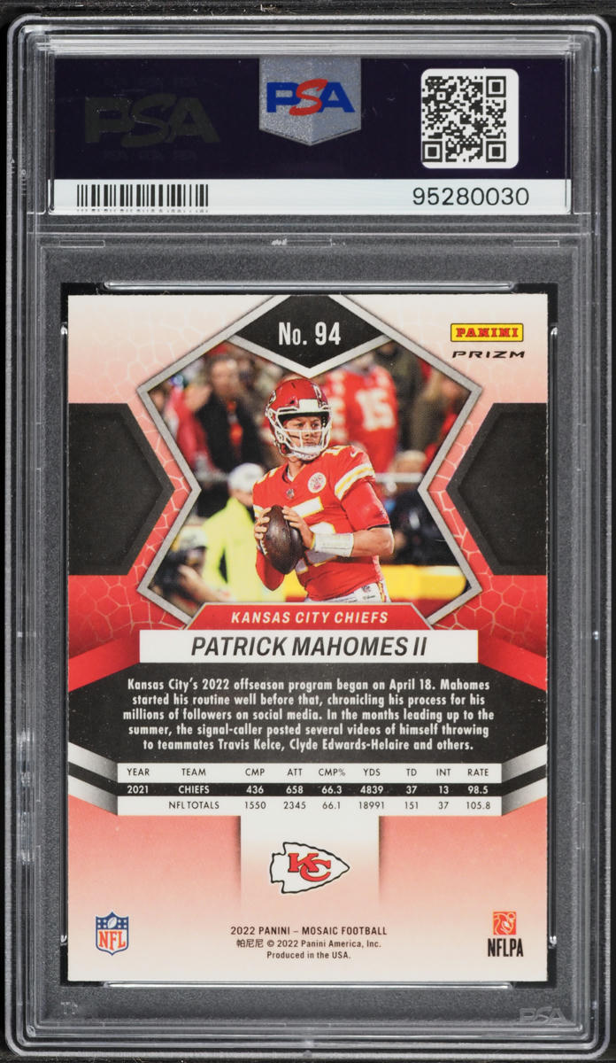 2022 Panini Mosaic Green Mosaic Patrick Mahomes II #94 PSA 10 GEM MINT